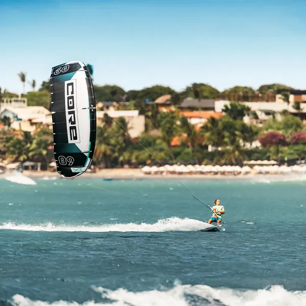 Aile de kitesurf core xr8