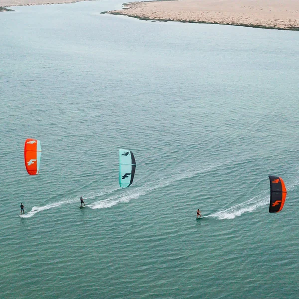 AILE DE KITESURF F-ONE BANDIT XVI MINT/ONYX