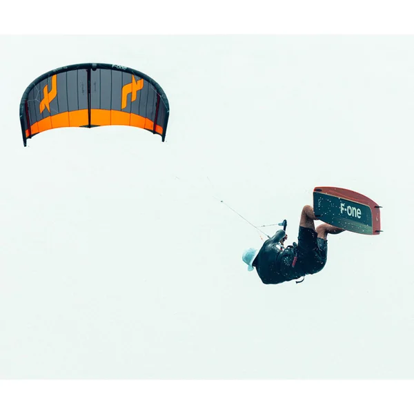 AILE DE KITESURF F-ONE BANDIT XVI MINT/ONYX
