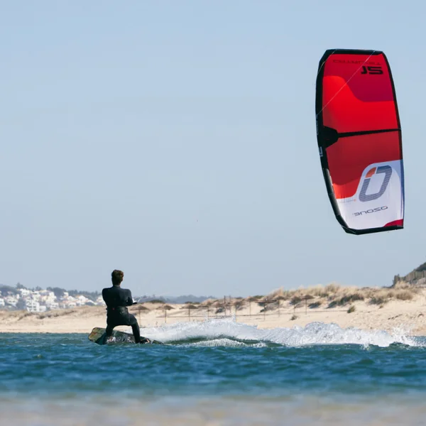 Aile de kitesurf ozone catalyst v5