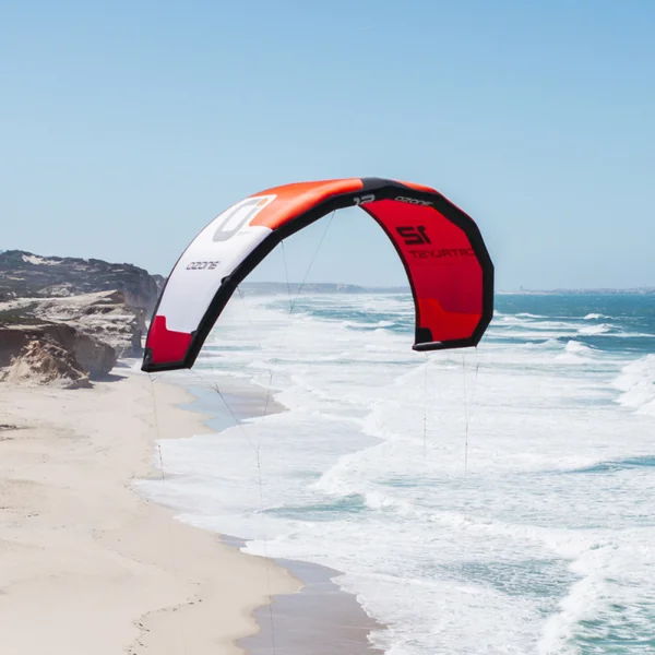 Aile de kitesurf ozone catalyst v5