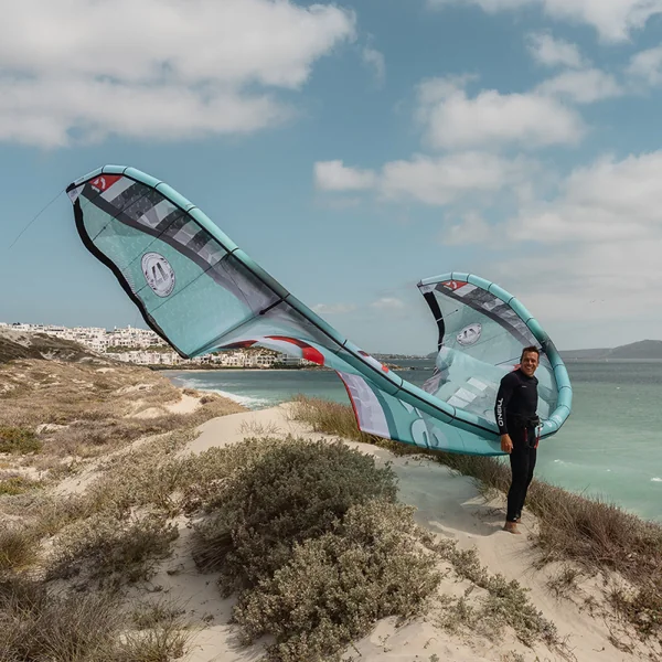 Aile de kitesurf reedin whispermodel