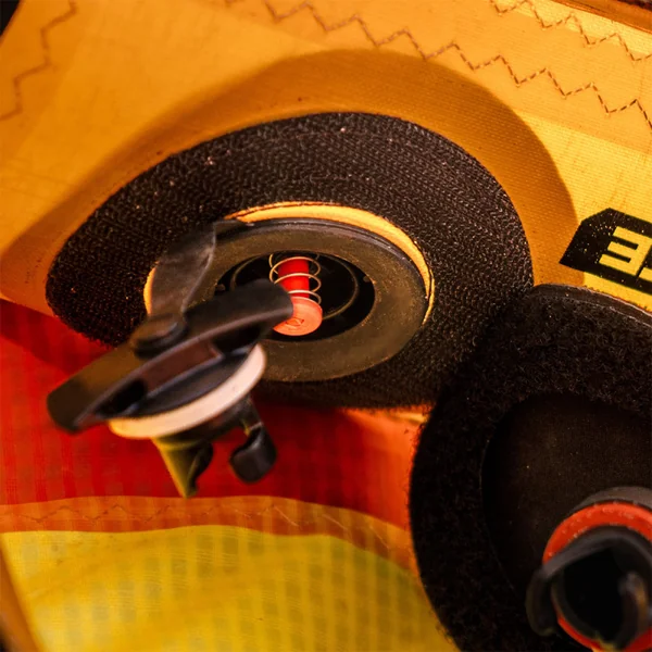 Aile de kitesurf slingshot code nxt v1