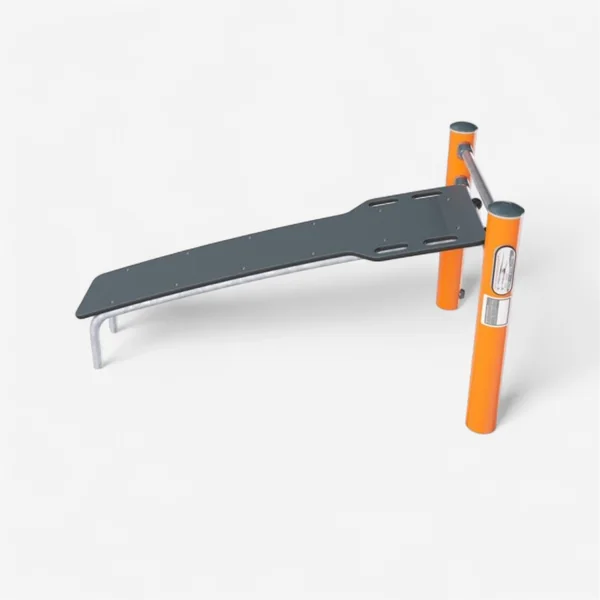 Appareil de musculation extérieur Kompan - Banc incliné
