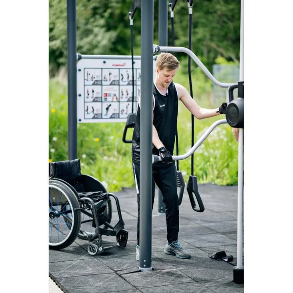 Appareil de musculation extérieur Kompan - Suspension trainer compact