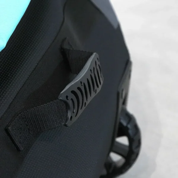 BOARDBAG WINGFOIL VOYAGE AVEC ROULETTES - HOWZIT