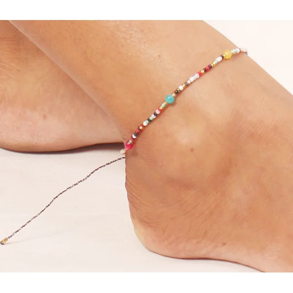 Bracelet de pied perles multicolores