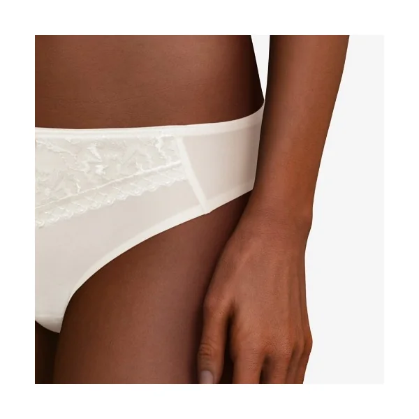 Chantelle Every Curve blanc slip