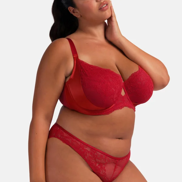 Culotte rouge en dentelle Dorina