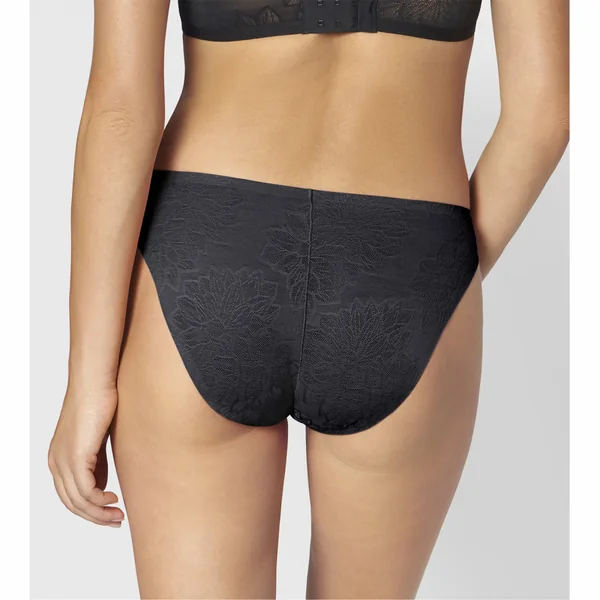 Culotte échancrée