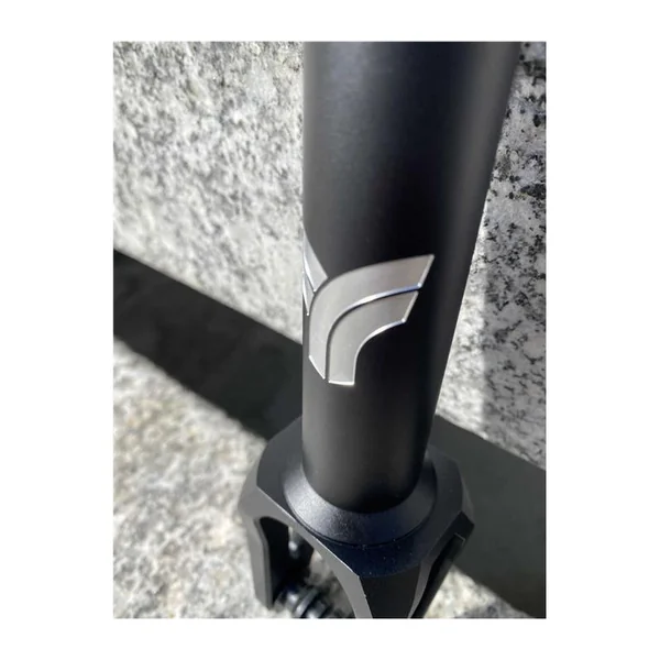 Fourche trottinette TRIGGER Nemestia SCS Noir