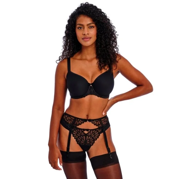 Freya Loveland noir slip brésilien