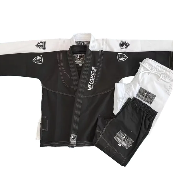 Kimono de judo, kimono de taekwondo et uniforme de jiu-jitsu brésilien de haute qualité pour l’entraînement et les compétitions.