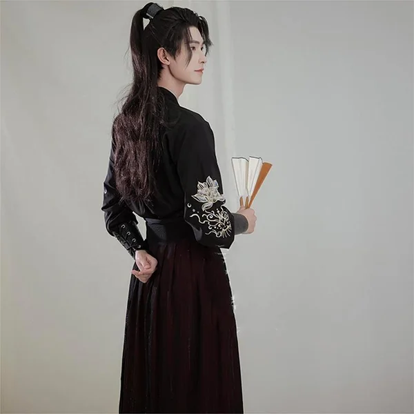 Kimono Samurai Cosplay