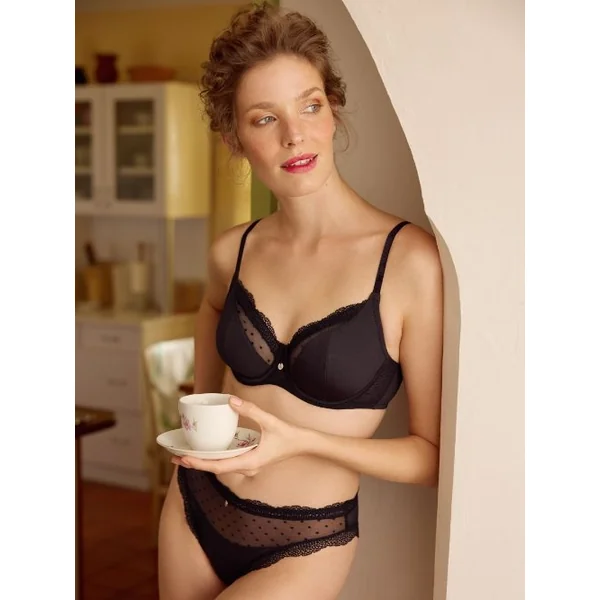 Lisca Ronia noir slip