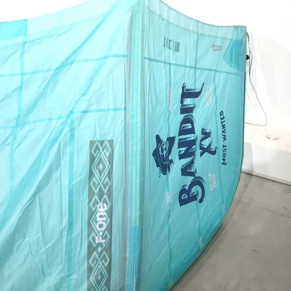 Occasion - Aile de kitesurf F-one Bandit XV 9m - Bleu