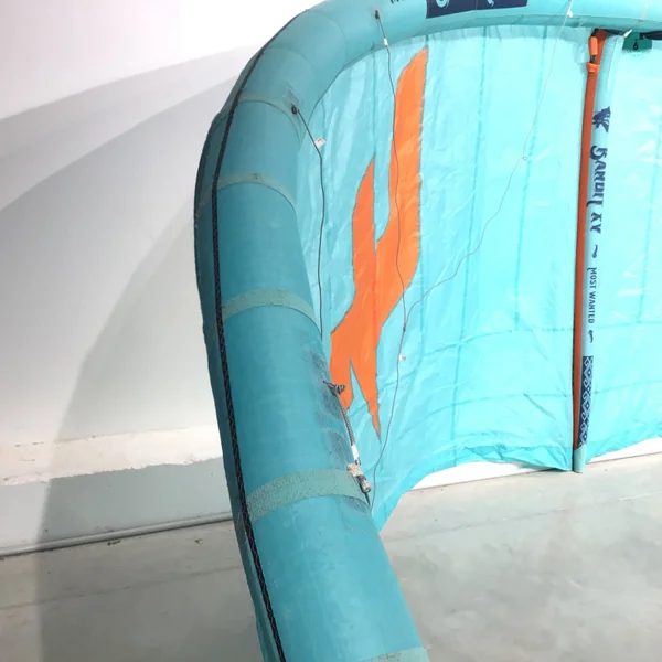 Occasion - Aile de kitesurf F-one Bandit XV 9m - Bleu