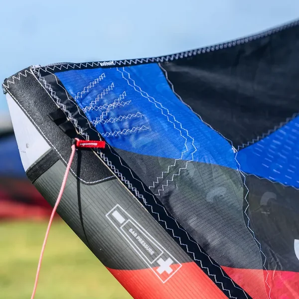 OCCASION - Aile de kitesurf reedin X brainchild - 9.0M