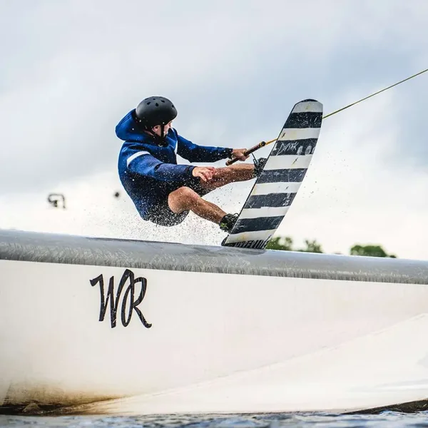 PACK WAKEBOARD HYPERLITE CODYAK + CHAUSSES HYPERLITE CODYAK