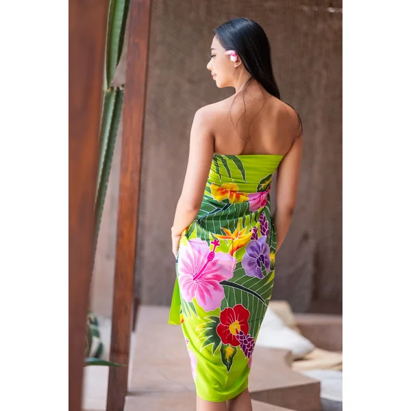 Paréo Tahiti Fleurs des Îles vert