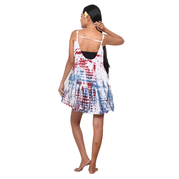 Petite robe de plage tie dye blanche