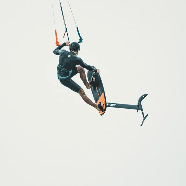 Planche de Foil F-one Pocket Carbon Custom
