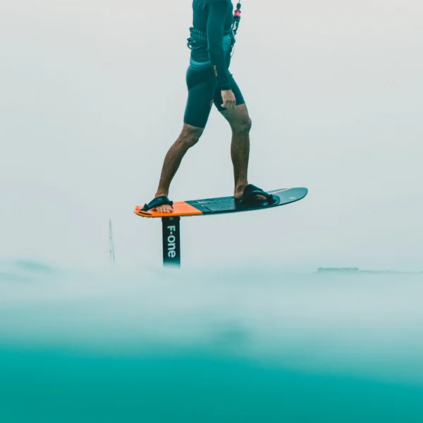 Planche de Foil F-one Pocket Carbon