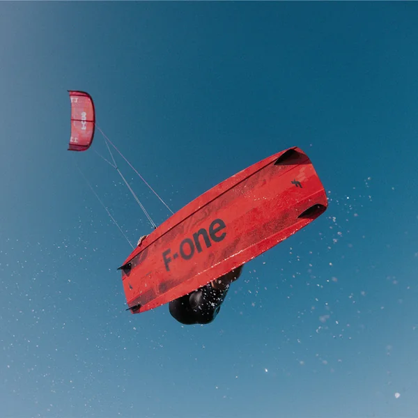 Planche de Kitesurf f-one spark