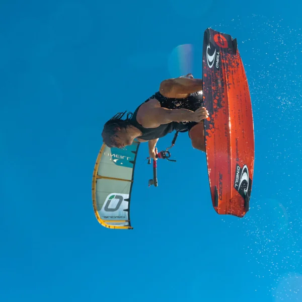 Planche de kitesurf ozone code v5