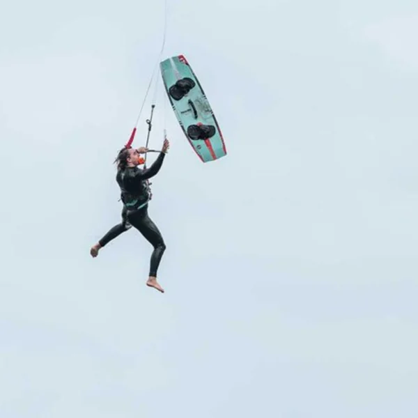Planche de kitesurf Reedin kev pro 2025