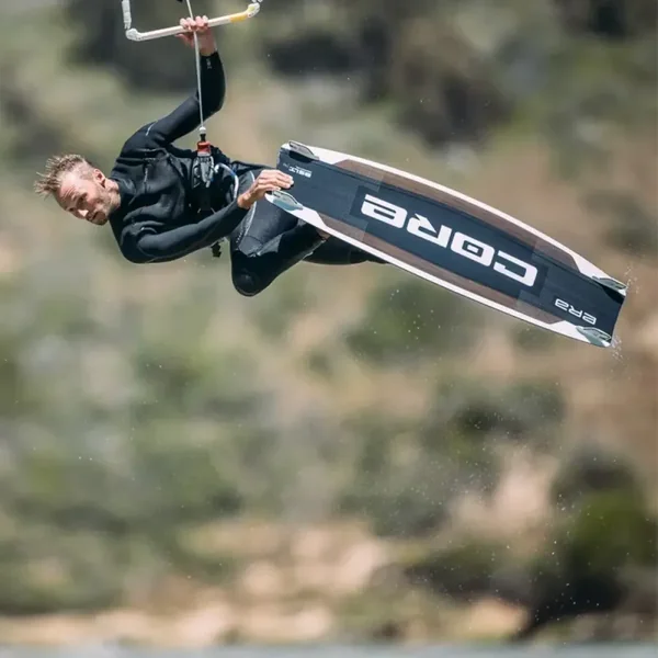 Planche de kitesurf twintip core era