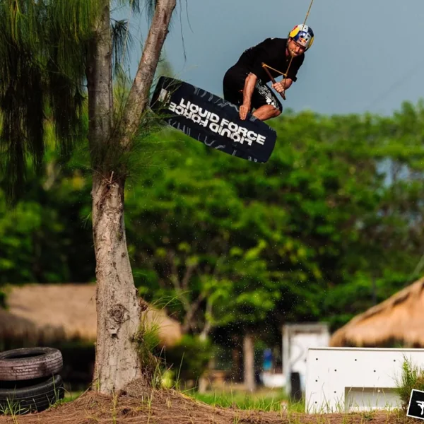 Planche de wakeboard liquid force butterstick pro 2026