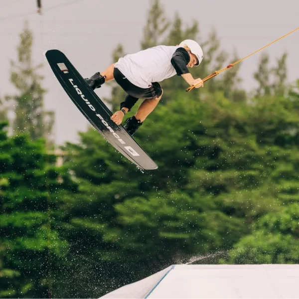 Planche de wakeboard liquid force flx 2026