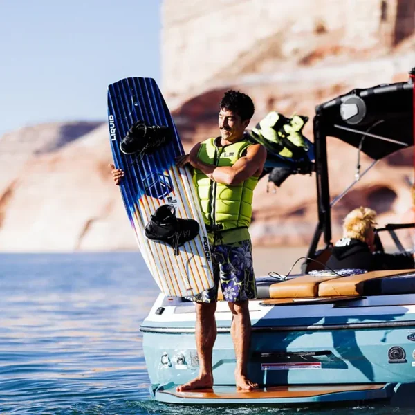 Planche de wakeboard liquid force trip 2026