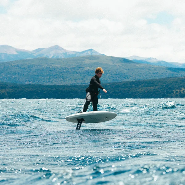 Planche f-one rocket free surf carbon v2