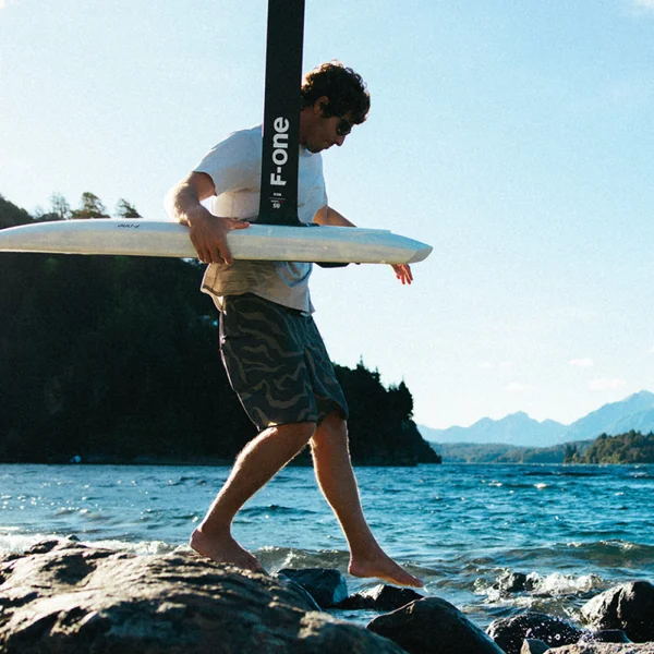 Planche f-one rocket free surf v2