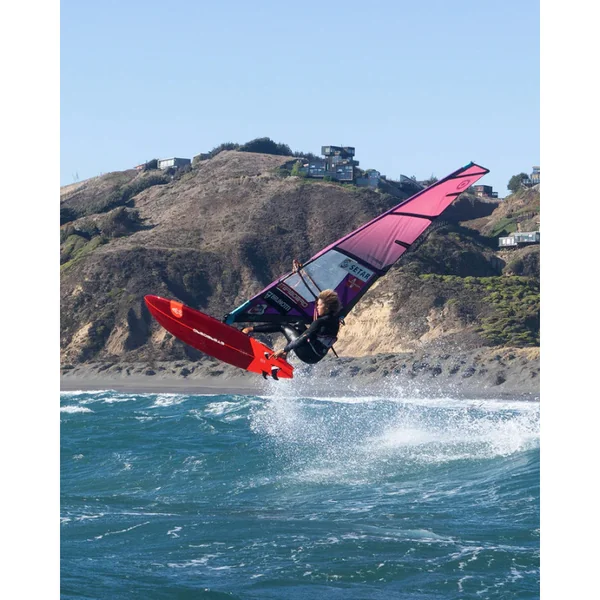 Planche windsurf STARBOARD Kode Carbon Sandwich 2026 - polyvalente et performante