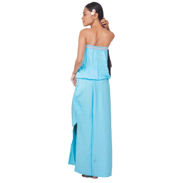 Robe de plage brodée bleu turquoise