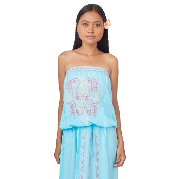 Robe de plage brodée bleu turquoise