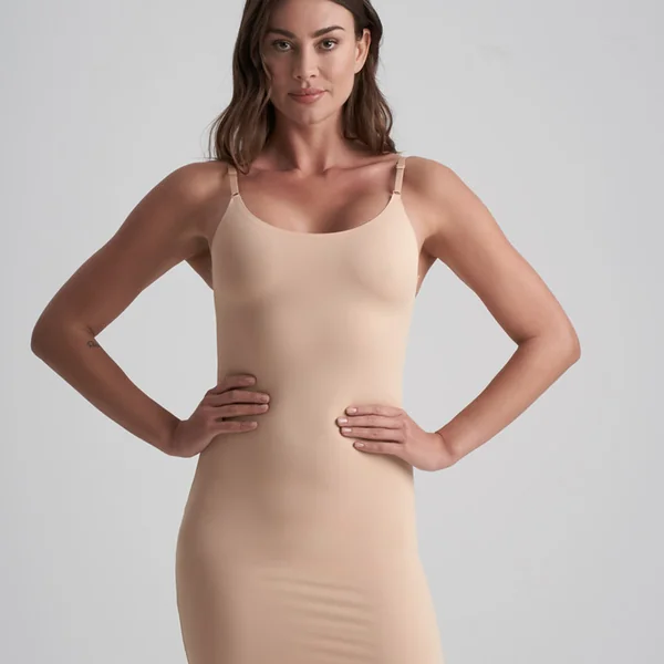 Robe invisible sculptante