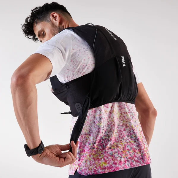 Sac trail running mixte + poche à eau 1L incluse - KIPRUN 900 10L NOIR