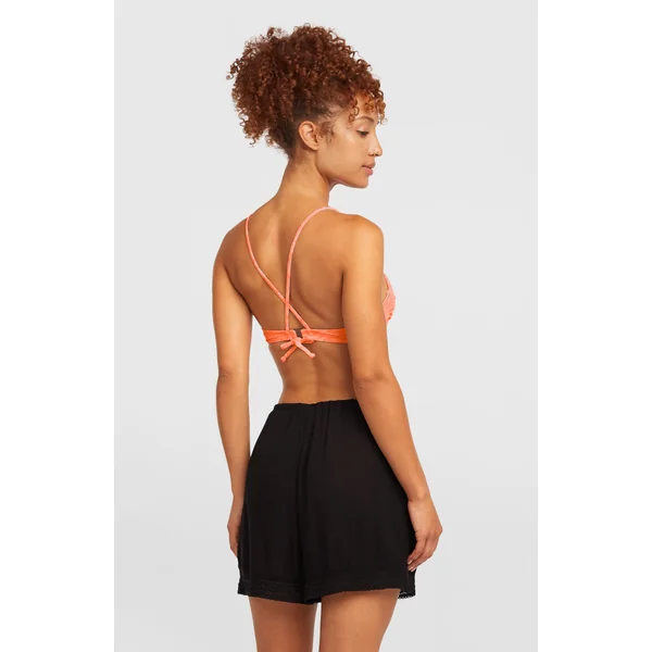 Short Essentials Tokeena | Black Out