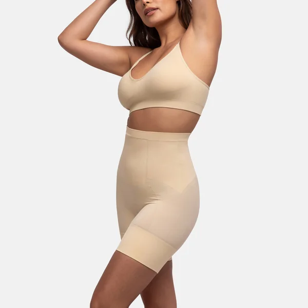 Short gainant beige Dorina