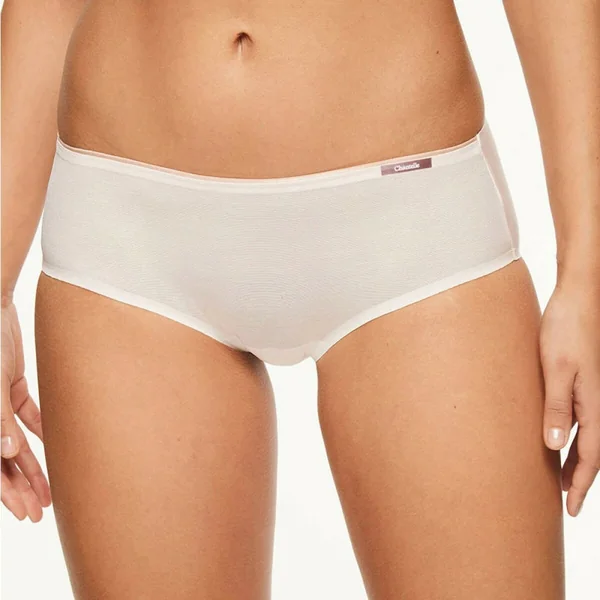 Shorty beige Chantelle - Absolute Invisible