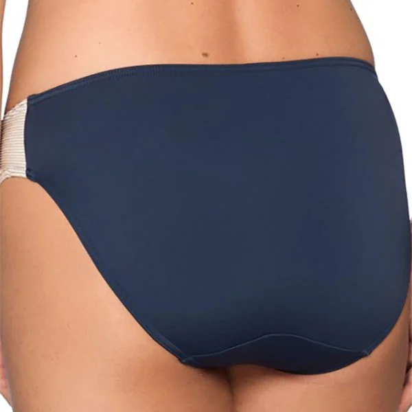 Slip de bain brésilien
