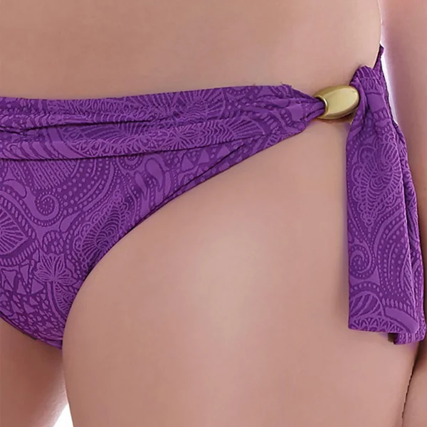 Slip de bain noué