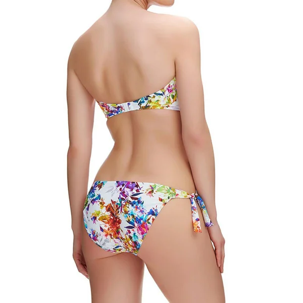 Slip de bain noué