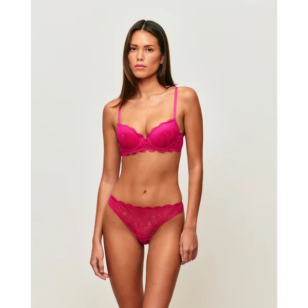 Soutien-gorge ampliforme en dentelle