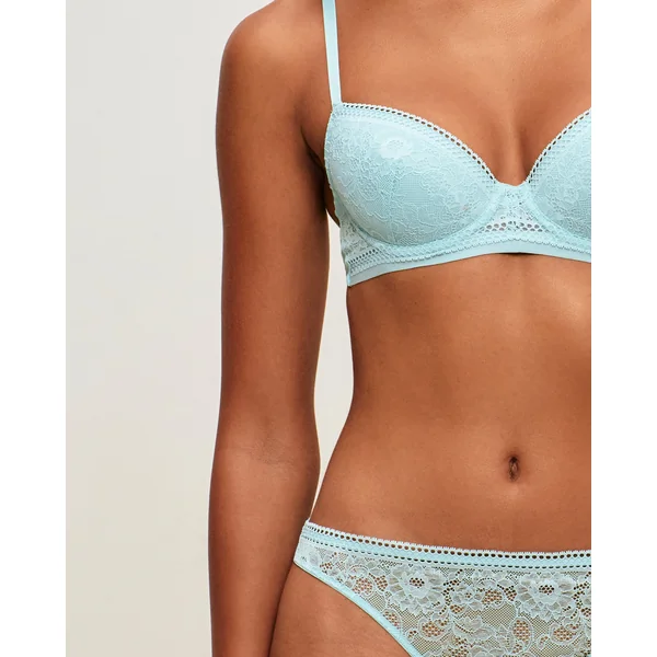 Soutien-gorge ampliforme en dentelle