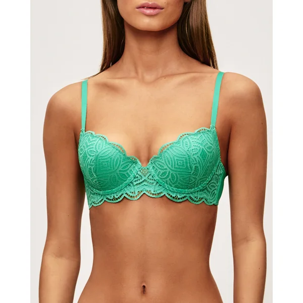 Soutien-gorge ampliforme en dentelle